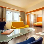 Continental Hotel