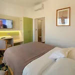 Continental 4*