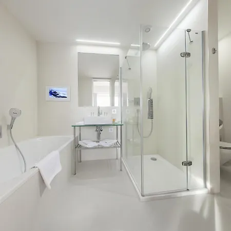 Continental 4*