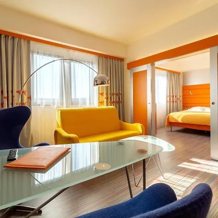 Continental Hotel