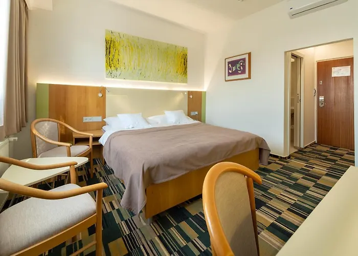 Hotell Continental 4*